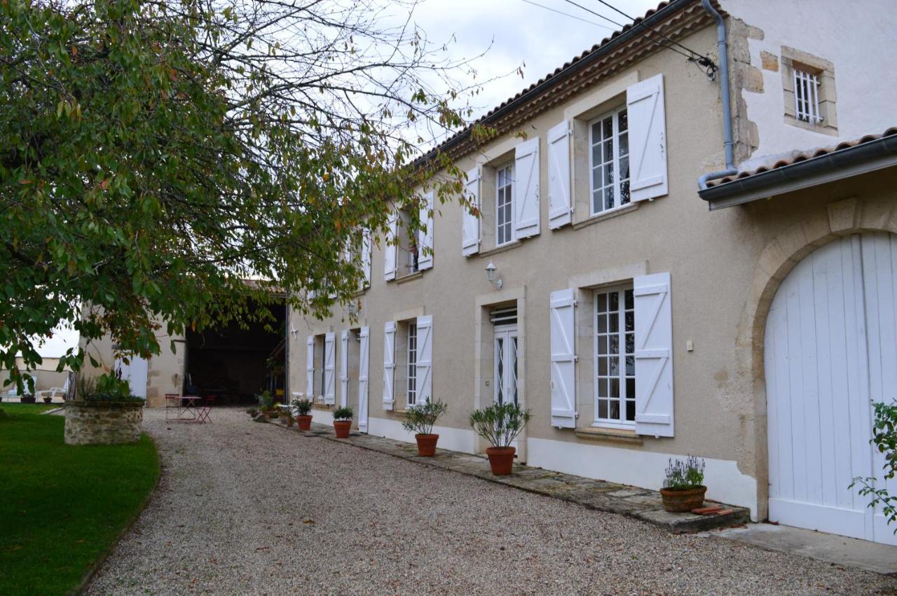 Bed and Breakfast Le Jardin Dans Les Vignes Barsac  Esterno foto