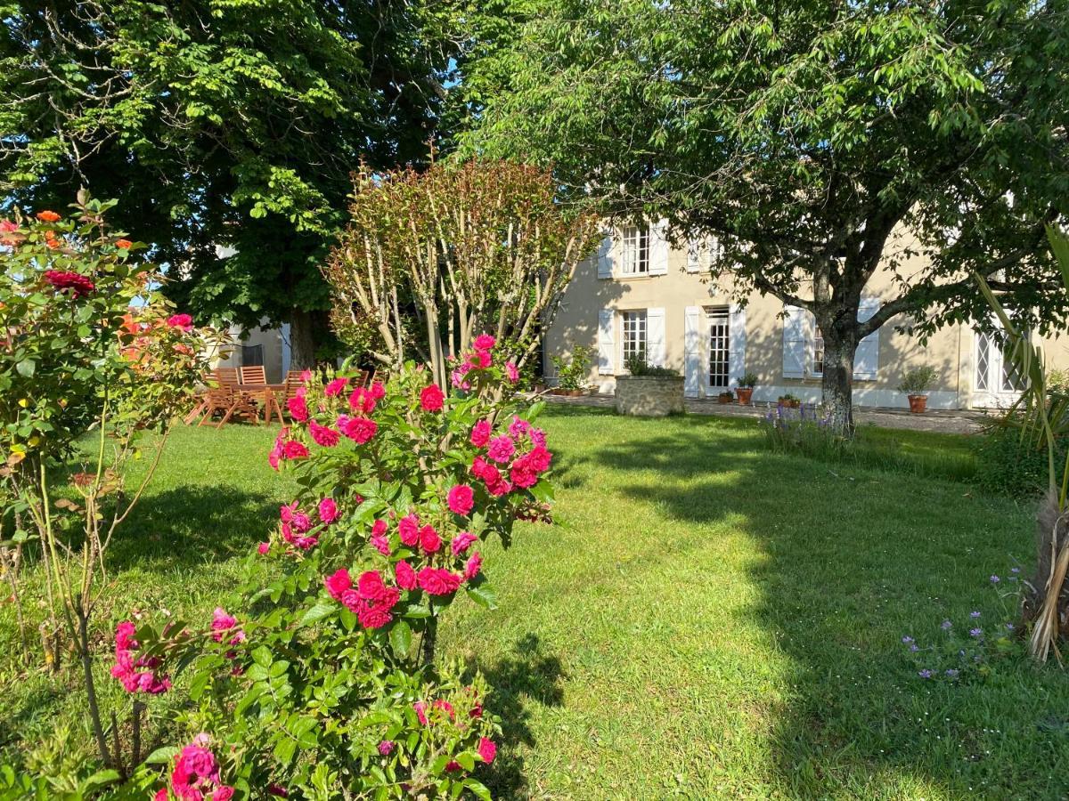 Bed and Breakfast Le Jardin Dans Les Vignes Barsac  Esterno foto